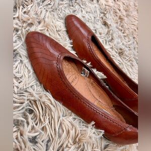Dr. Scholls Leather Flats